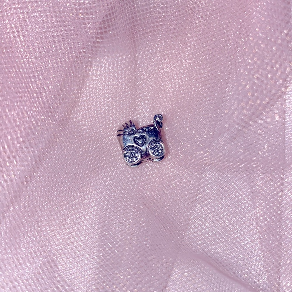 Pandora baby carriage bead